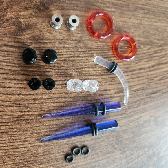 2g Piercing Jewelry Lot - Picture 1 of 4
